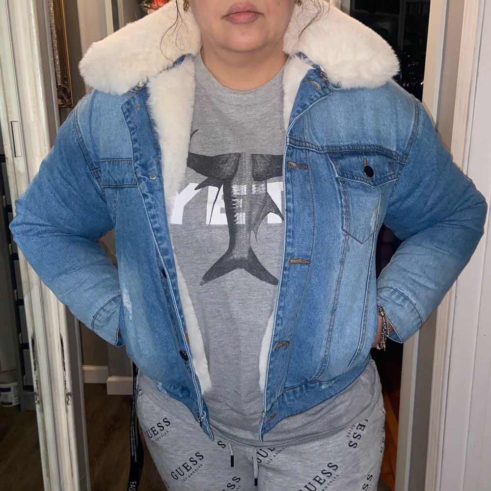 FASHION NOVA FUR JEAN JACKET - Picture 3 of 6